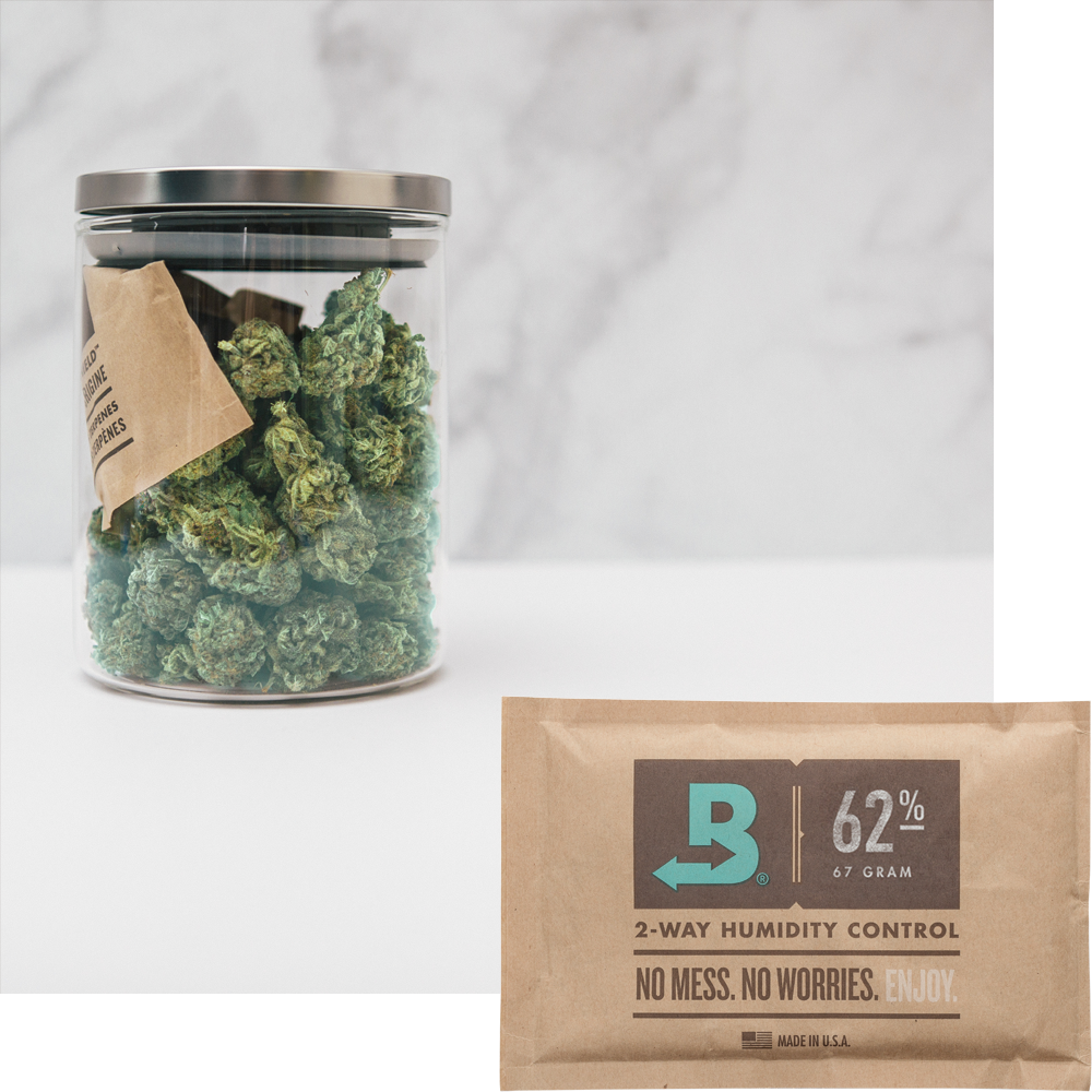 Boveda 62% Humidity Control 1 Ct | For 1 Pound of Weed Boveda 62% Humidity Control 1 Ct | For 1 Pound of Weed